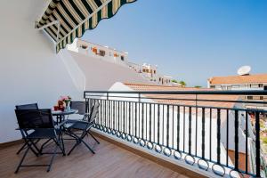 Balkon lub taras w obiekcie Bright & Stylish Apartment in Chipeque, Los Cristianos