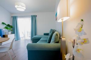 Część wypoczynkowa w obiekcie Bright & Stylish Apartment in Chipeque, Los Cristianos