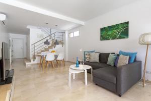 Imagen de la galería de Zen Home Tauro, en La Playa de Tauro