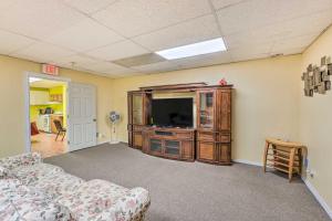 Galeriebild der Unterkunft Downtown Rochelle Apt - Walk to Restaurants! in Rochelle