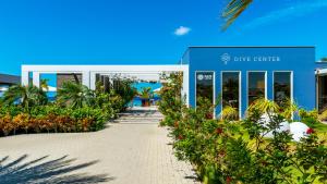Zahrada ubytování Delfins Beach Resort Bonaire, Tapestry Collection by Hilton