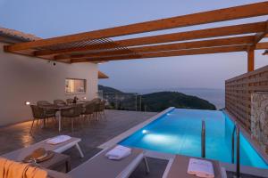 The swimming pool at or close to Horizon Ionian Villas