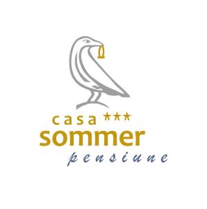 una gaviota parada en el logotipo de un complejo de verano en Casa Sommer, en Petreşti
