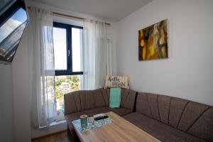 Posezení v ubytování City View Apartment + Parking