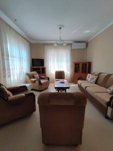 Posezení v ubytování kaite house