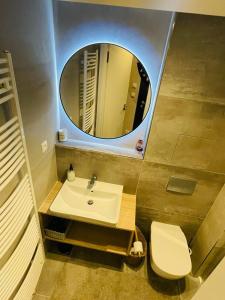 Koupelna v ubytování Nový Trio Harrachov apartmán