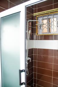 Foto dalla galleria di El-King Home Lodge a Afwerasi