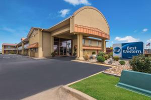 a view of a best western west virginia inn at Best Western Conway in Conway