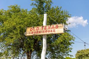 Certifikát, hodnocení, plakát nebo jiný dokument vystavený v ubytování Old Texas Bunkhouse