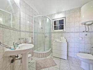 Kúpeľňa v ubytovaní Apartment Ivana Borak