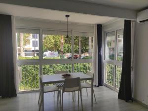A balcony or terrace at Albir cosy apartment