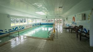 The swimming pool at or close to Caravan Rabbit House No 81 at Three Lochs Holiday Park