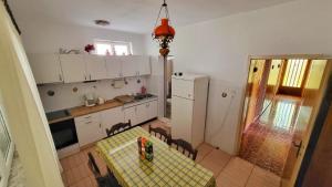 Fotografie z fotogalerie ubytování Apartment Belo v destinaci Sumpetar