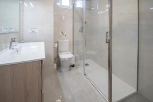 Kúpeľňa v ubytovaní Apartamento Tribalia Cadiz