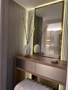 Voodi või voodid majutusasutuse The Key - Luxury Apartment toas