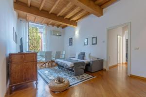 Posedenie v ubytovaní Palazzo Manfredini Exclusive & Deluxe Apartment