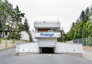 Budova, v ktorej sa apartmán nachádza