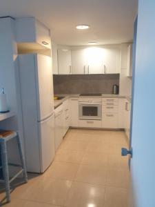 Kuchyňa alebo kuchynka v ubytovaní APARTAMENTO EN PRIMERA LINEA DE MAR
