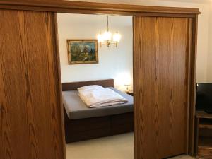 Postel nebo postele na pokoji v ubytování Gemütliches Gästehaus!