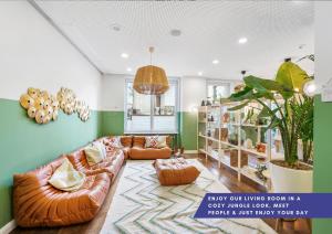 Becozy Self Check-in Pop-Up Hotel Baselにあるシーティングエリア