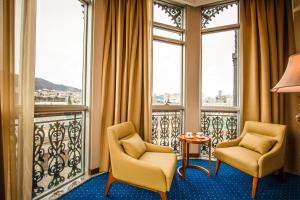 Posezení v ubytování New Tiflis Hotel