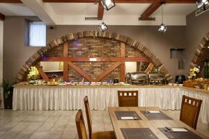 Jedlo v ubytovaní bed & breakfast alebo blízkom okolí