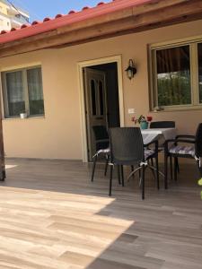 Balkón nebo terasa v ubytování Olive house.