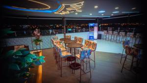 Restaurace v ubytování Hotel Qatar Cali