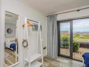 Trem Y Borth Apartment的阳台或露台