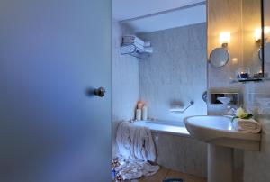 Koupelna v ubytování Sitia Beach City Resort & Spa
