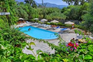 Bazén v ubytování Sitia Beach City Resort & Spa nebo v jeho okolí