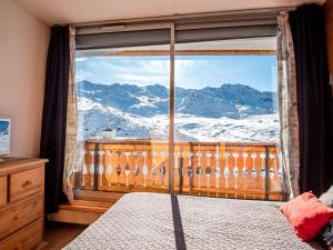 Nespecifikovaný výhled na hory nebo výhled na hory při pohledu z apartmánu