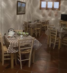 Casale delle Rose Casa Vacanze 레스토랑 또는 맛집