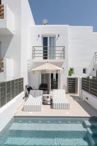 Bazén v ubytovaní Amelia villas Naxos alebo v jeho blízkosti