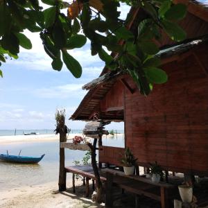 Φυσικό τοπίο κοντά σε αυτό το δωμάτιο σε οικογενειακή κατοικία