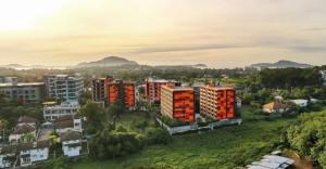 una vista aerea di una città con edifici di Naiharn Pearl Condo Hotel by VillaCarte a Nai Harn Beach
