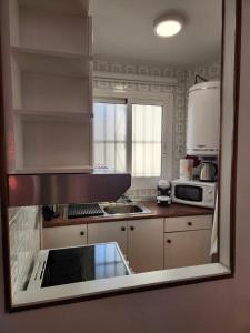 Kuchyňa alebo kuchynka v ubytovaní Gerona Center Apartment