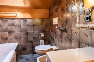 Ένα μπάνιο στο Cesa Soramurat Appartamento 7 +9 φωτογραφίες