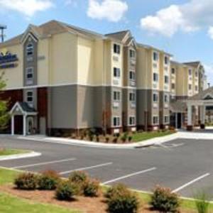 Imagen de la galería de Microtel Inn & Suites by Wyndham Columbus Near Fort Moore, en Columbus