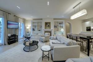 L'appartement tesisinde bir oturma alanı