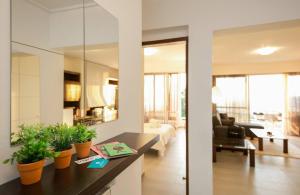 A seating area at PanOrama View, Nilie Hospitality MGMT