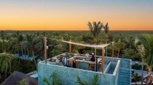 Bazén v ubytování Maya Tulum By G Hotels nebo v jeho okolí