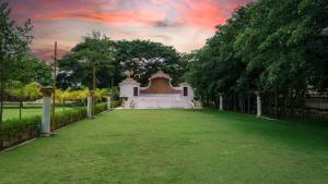 Gallery image of Sugam Resort & Convention Centre in Chennai +98 photos