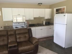 Photo de la galerie de l'établissement cozy, quiet, rural hideaway close to everything2, à Jacksonville