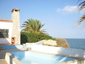 Fotografia z galérie ubytovania Villa in Vinaròs with Sea Views & Pool v destinácii Vinarós