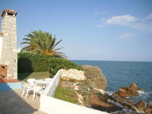 Fotografia z galérie ubytovania Villa in Vinaròs with Sea Views & Pool v destinácii Vinarós