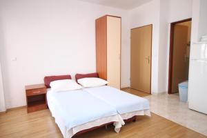 Fotografia z galérie ubytovania Apartment Metajna 6337b v destinácii Zubovići + 12 fotografií