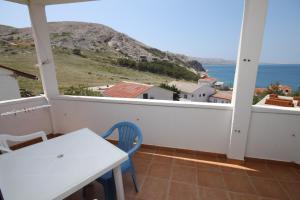 Fotografia z galérie ubytovania Apartments with a parking space Metajna, Pag - 6337 v destinácii Zubovići