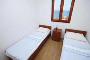 Fotografia z galérie ubytovania Apartments with a parking space Metajna, Pag - 6337 v destinácii Zubovići