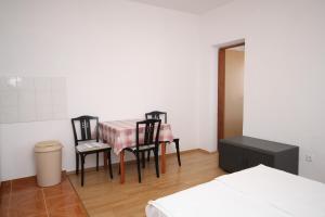Fotografia z galérie ubytovania Apartments with a parking space Metajna, Pag - 6337 v destinácii Zubovići